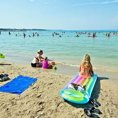 度假居 Holiday Zaton Holiday Resort.35 宁